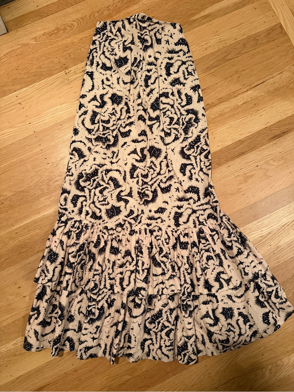 Neutral Floral Ruffle-Hem Maxi Skirt - Cream and Black